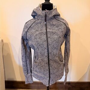 Lululemon Athletica Black and White pattern zip up
